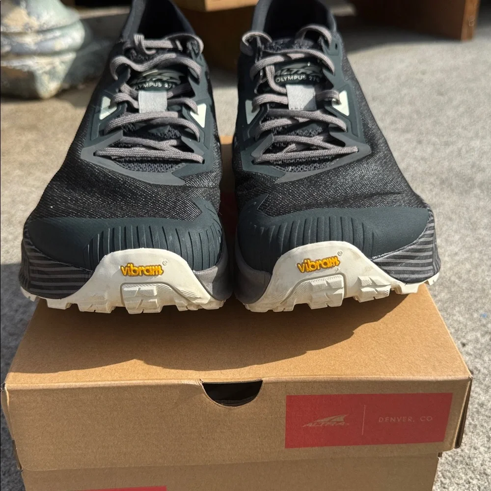 Altra Olympus 275 Trail Shoes - Black Gray men 11 - Picture 8 of 10